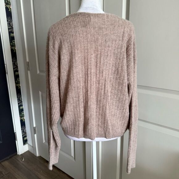Free People Brown Ribbed Knit V-Neck Relaxed Fit Cashmere Sweater Size S - Picture 2 of 6
